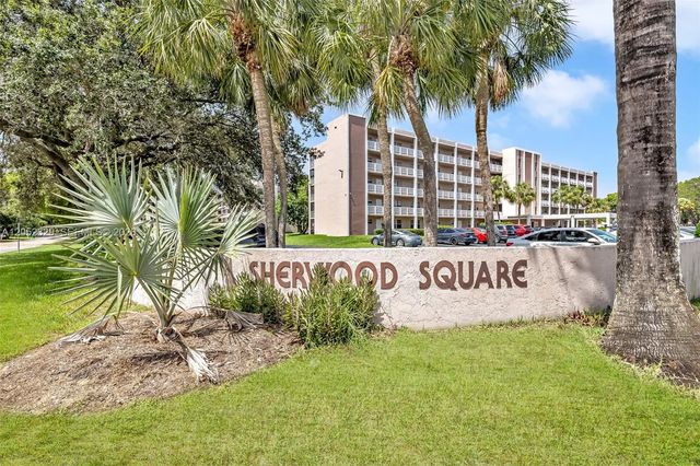 2 of 22 - 1100 Nw 87th Avenue #307, Coral Springs, FL