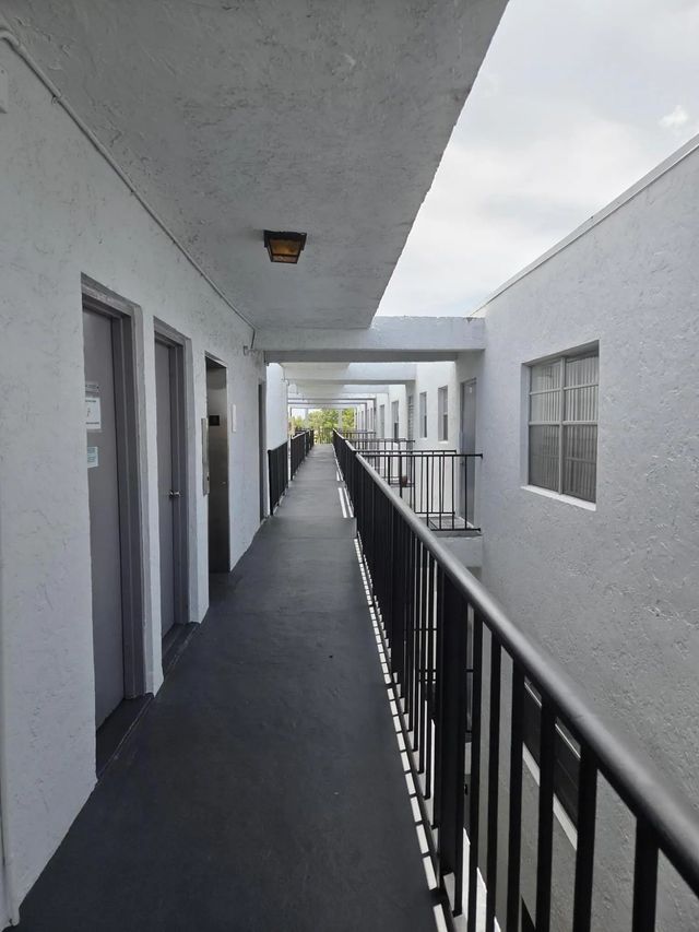 2 of 29 - 2998 Sunrise Lakes Drive E #411, Sunrise, FL
