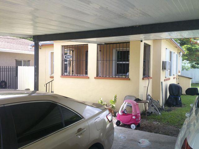 2 of 10 - 1780 Nw 64th Street, Miami, FL