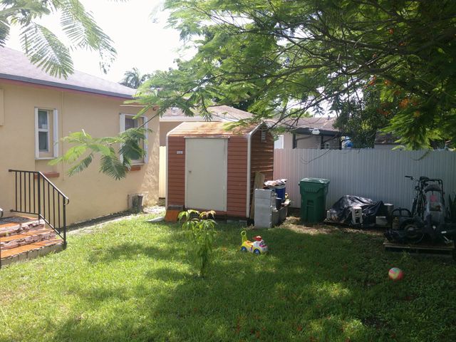 4 of 10 - 1780 Nw 64th Street, Miami, FL
