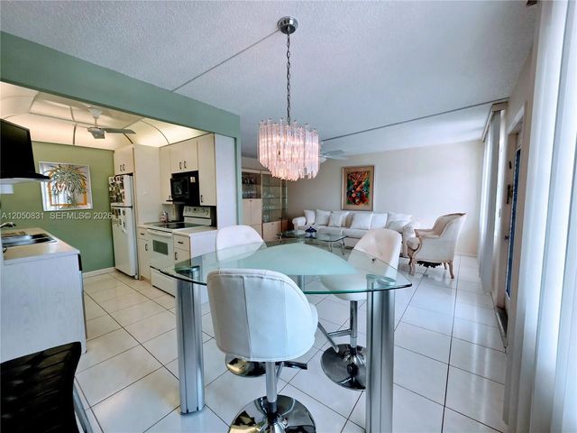 3 of 37 - 3076 E Exeter E #3076, Boca Raton, FL