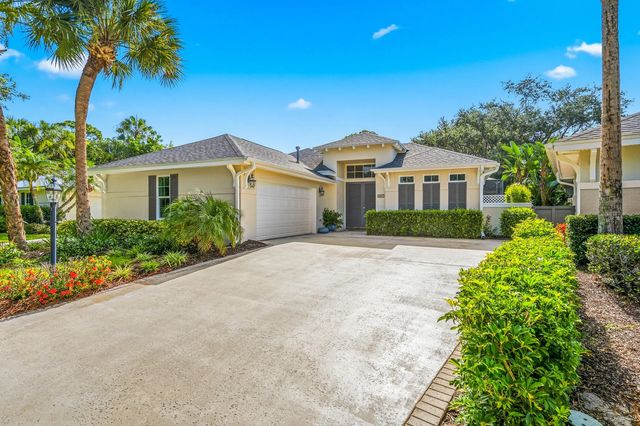 4 of 36 - 687 Hampton Woods Lane Sw, Vero Beach, FL