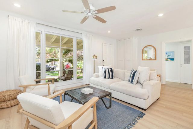 4 of 42 - 438 38th Street, West Palm Beach, FL