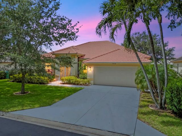 7538 Citrus Hill Lane, Naples