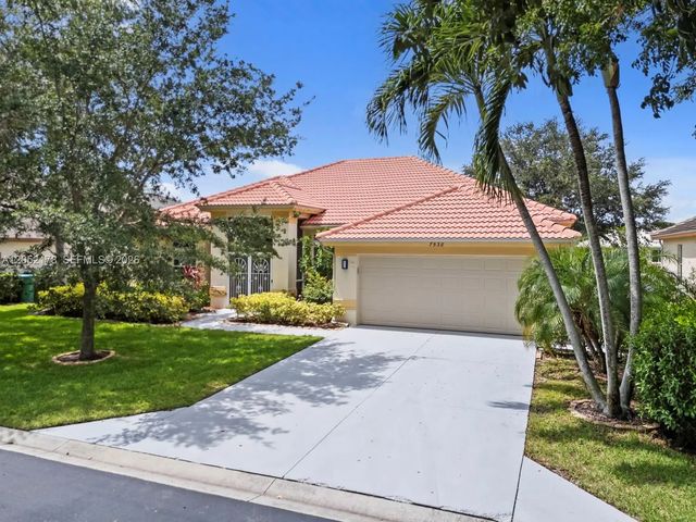 2 of 46 - 7538 Citrus Hill Lane, Naples, FL