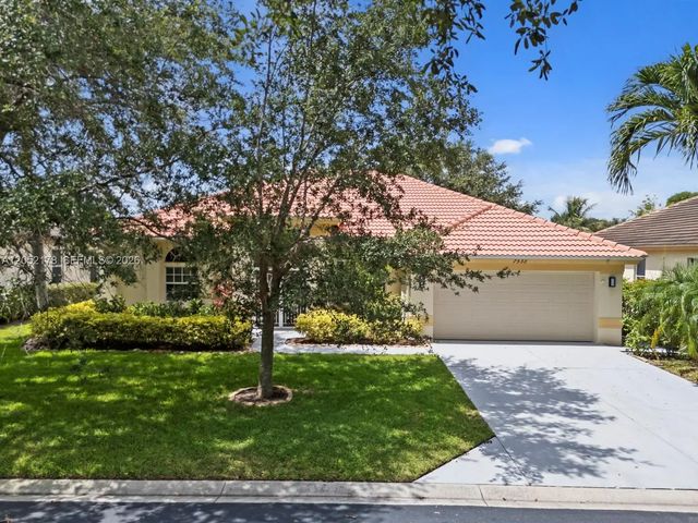 3 of 46 - 7538 Citrus Hill Lane, Naples, FL
