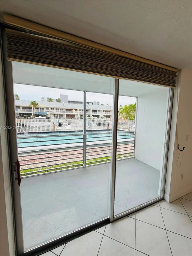 5 of 19 - 3550 Ne 169 Street #apt.f.112, North Miami Beach, FL