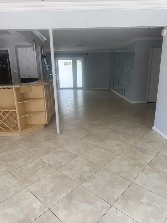 2 of 21 - 3464 Tyringham Drive, West Palm Beach, FL