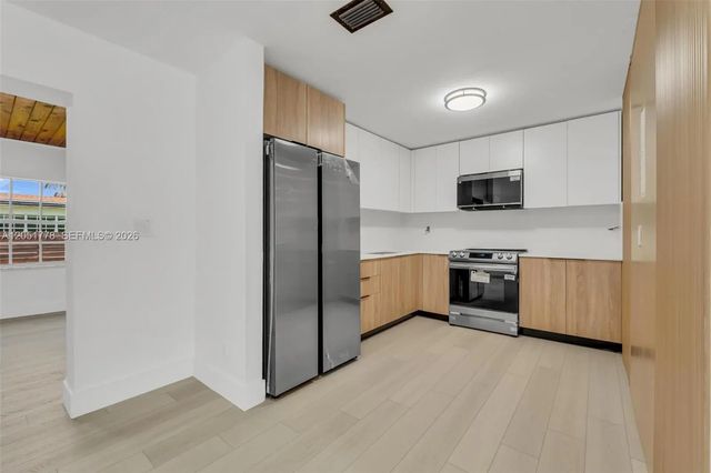 4 of 47 - 3432 Sw 63rd Way, Miramar, FL