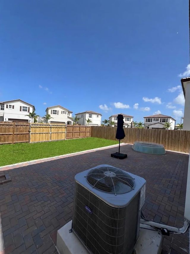 3 of 35 - 2523 Se 26th Terrace, Homestead, FL