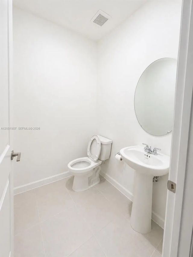 5 of 35 - 2523 Se 26th Terrace, Homestead, FL