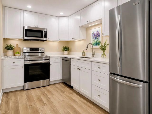 5 of 18 - 1400 Saint Charles Place #317, Pembroke Pines, FL
