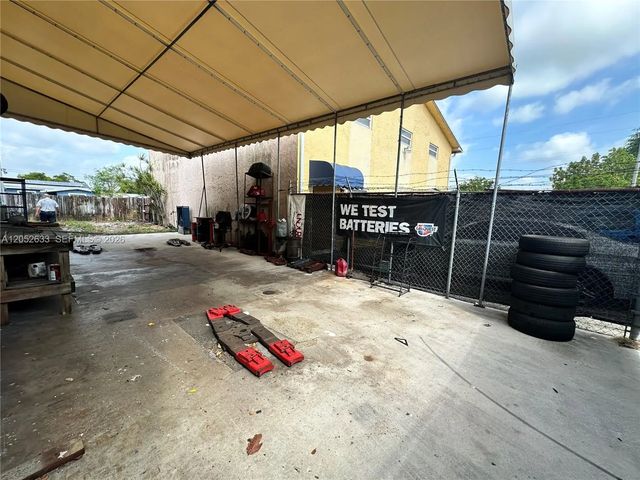 3 of 11 - 2304 Sw 60th Way, Miramar, FL