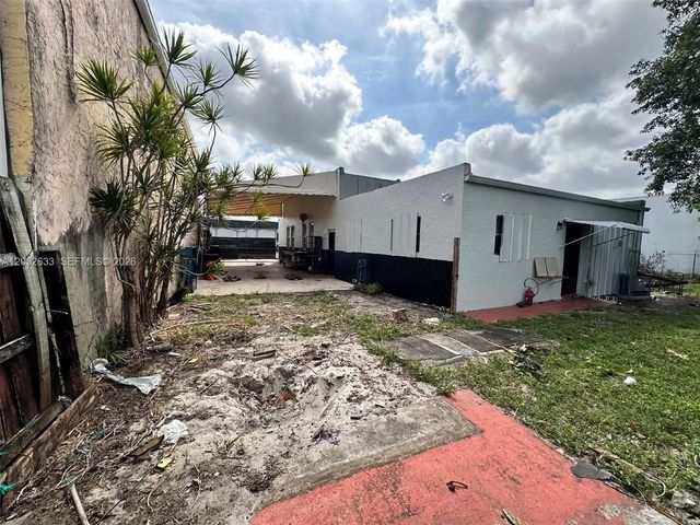 5 of 11 - 2304 Sw 60th Way, Miramar, FL