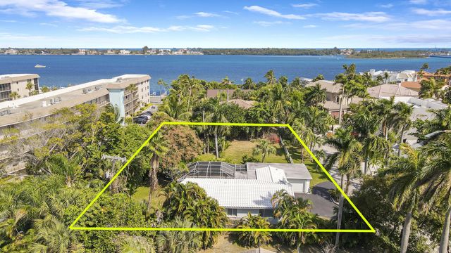 2 of 11 - 631 Lakeside Harbor, Boynton Beach, FL
