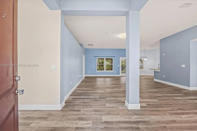 3 of 44 - 4900 Nw Ironton Avenue, Port St. Lucie, FL