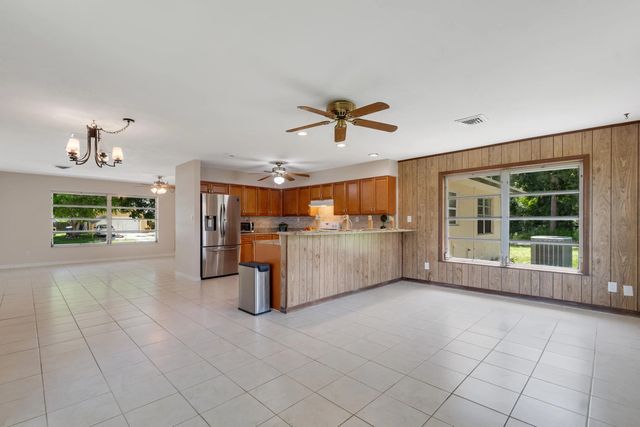 5 of 37 - 5605 38th Street, Vero Beach, FL