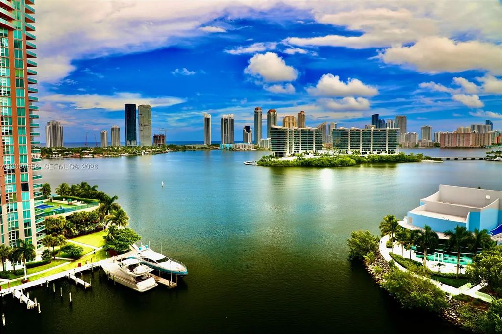 3330 Ne 190th Street #1312, Aventura