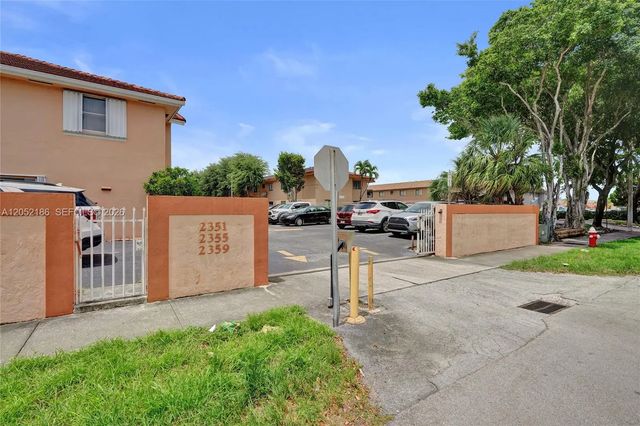 5 of 39 - 2359 W 74th Street #1-104, Hialeah, FL