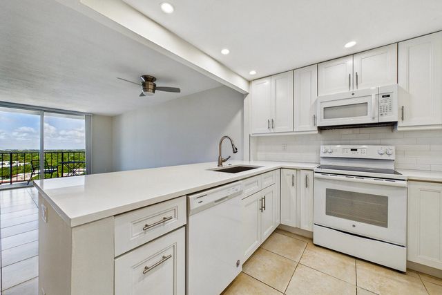 3 of 60 - 1800 N Andrews Avenue #12g, Fort Lauderdale, FL