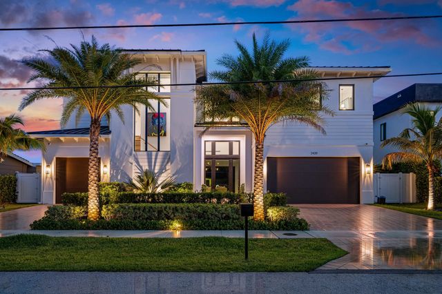 3 of 49 - 2420 Ne 48th Street, Lighthouse Point, FL