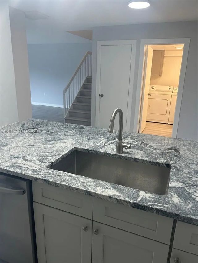 3 of 15 - 603 6th Way, West Palm Beach, FL