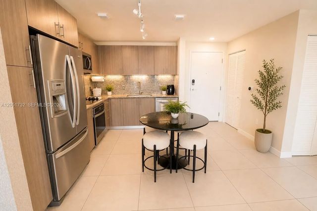 4 of 25 - 5350 Nw 84th Avenue #1412, Doral, FL