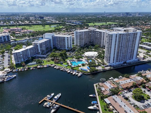 2 of 30 - 2500 Parkview Drive #1710, Hallandale Beach, FL