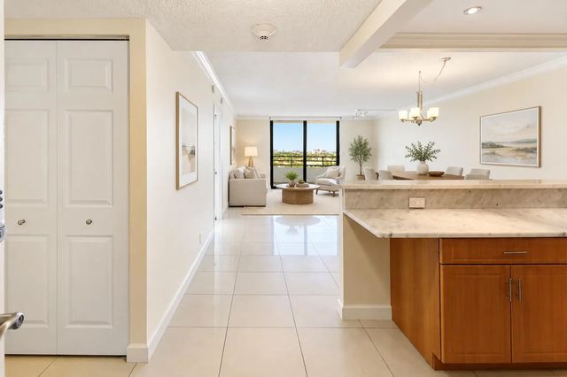 4 of 30 - 2500 Parkview Drive #1710, Hallandale Beach, FL