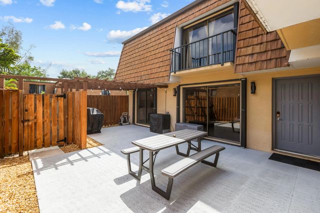 102 1st Lane, Greenacres