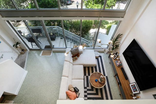 4 of 22 - 245 Michigan Avenue #lg-5, Miami Beach, FL