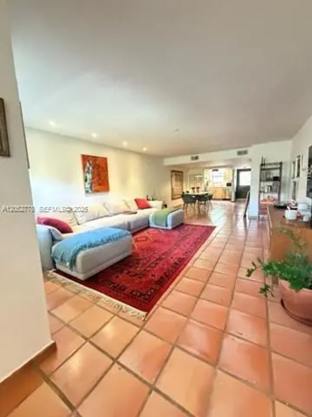 2 of 27 - 1507 Ne 105th Street, Miami Shores, FL
