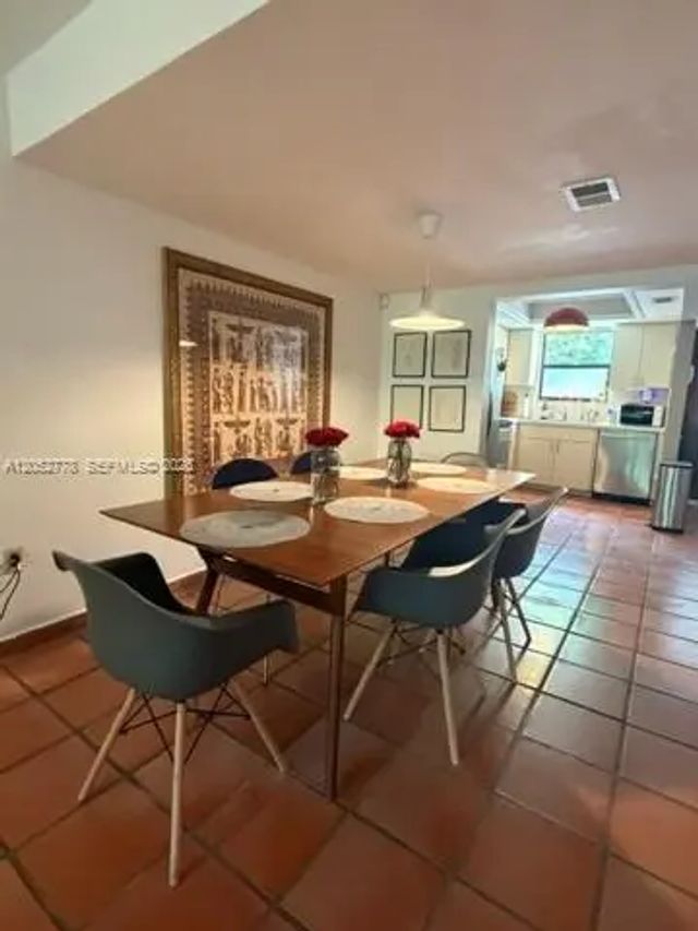 3 of 27 - 1507 Ne 105th Street, Miami Shores, FL