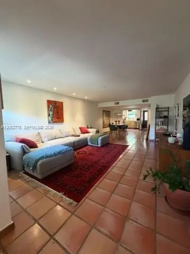 4 of 27 - 1507 Ne 105th Street, Miami Shores, FL