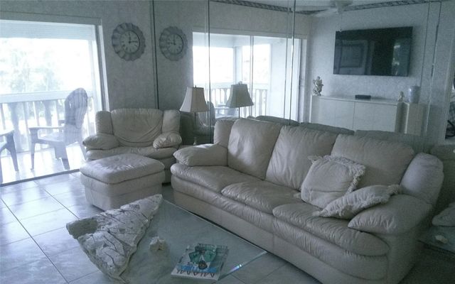 3 of 27 - 460 Paradise Isle Boulevard #301, Hallandale Beach, FL