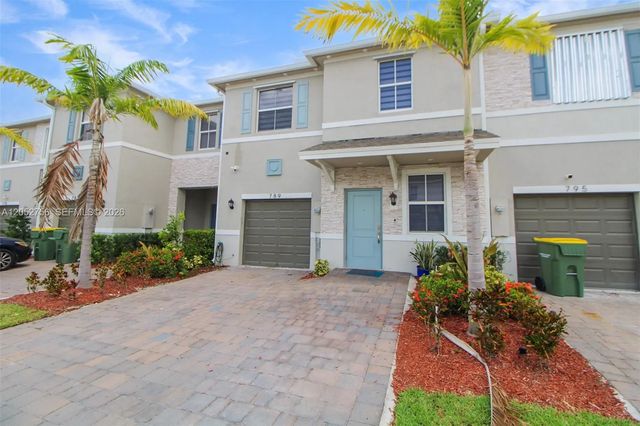 2 of 28 - 789 Se 16th Court, Homestead, FL