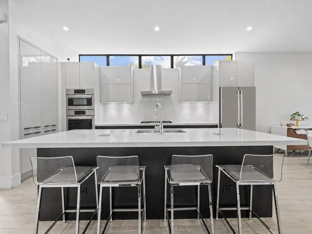 3 of 26 - 315 Ne 15th Avenue, Fort Lauderdale, FL