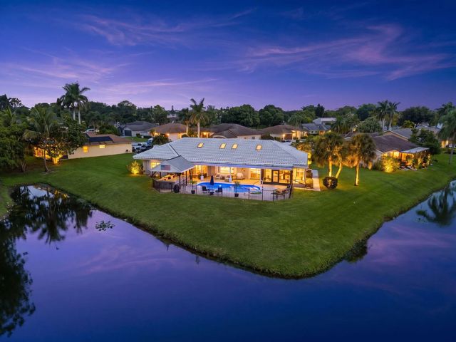 118 Elysium Drive, Royal Palm Beach