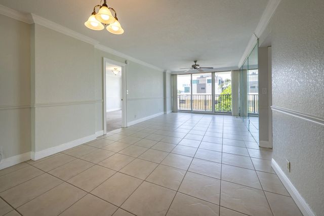 3 of 38 - 525 N Ocean Boulevard #423, Pompano Beach, FL
