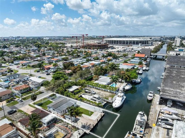 3551 Nw 20th Street, Miami