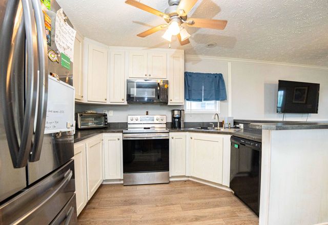 4 of 19 - 234 Peacock Street, Fort Pierce, FL