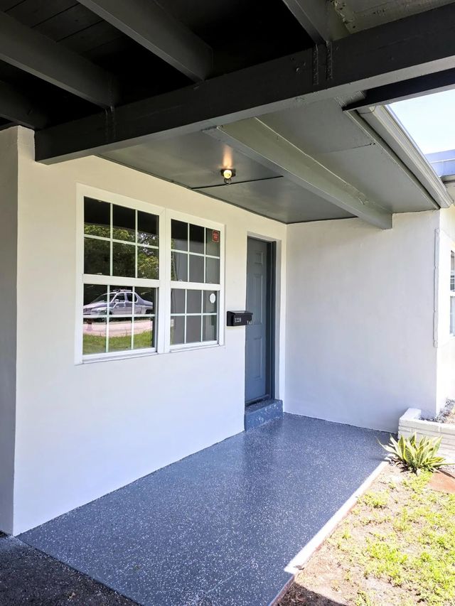 5 of 27 - 1220 Ne 1st Avenue, Fort Lauderdale, FL