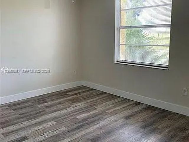 2 of 11 - 10000 Nw 80th Court #2423, Hialeah Gardens, FL