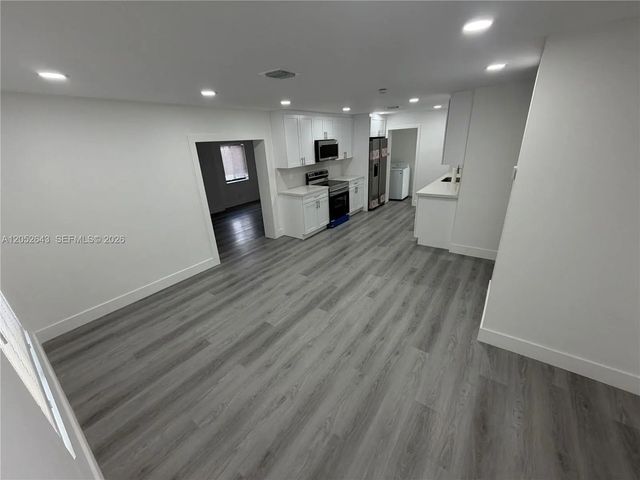 2 of 13 - 13885 Nw 5th Avenue, North Miami, FL