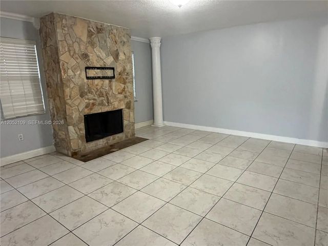4 of 15 - 17527 Nw 62nd Place N, Hialeah, FL