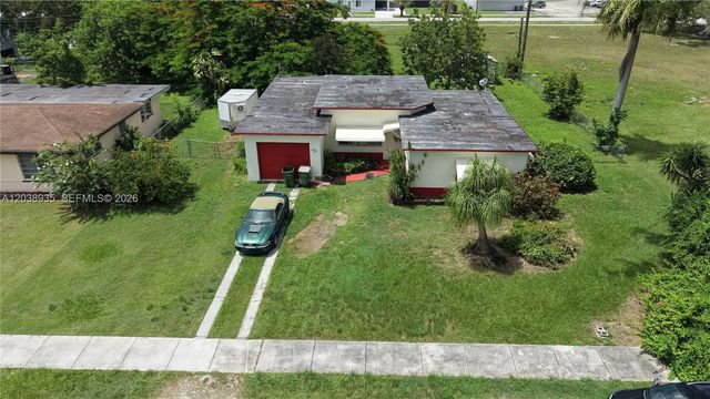 5 of 28 - 27 Nw 18th Street, Homestead, FL