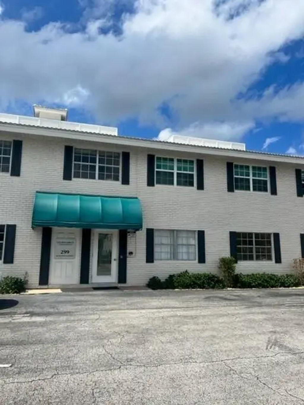 299 Sw 7th Street #1060, Boca Raton