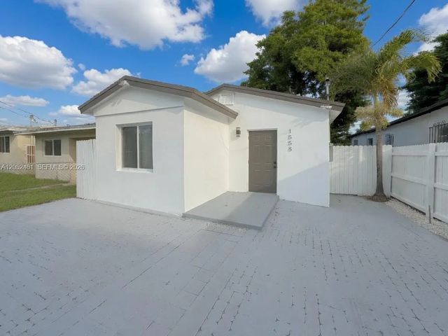 2 of 18 - 1558 Nw 71st Street, Miami, FL