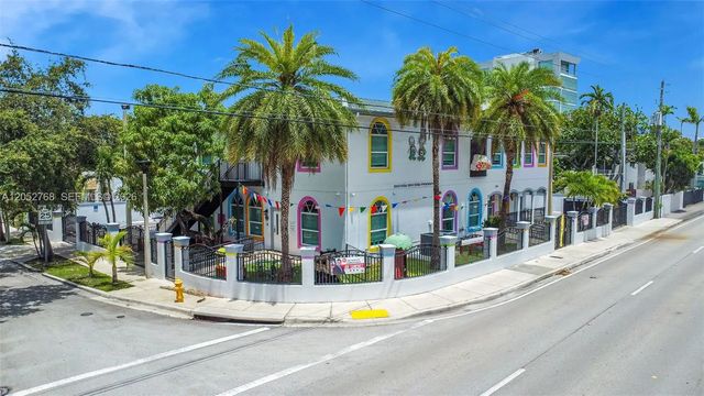 4 of 64 - 2280 Sw 17th Avenue, Miami, FL