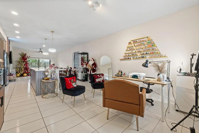 4 of 33 - 7809 Nw 104th Avenue #1, Doral, FL